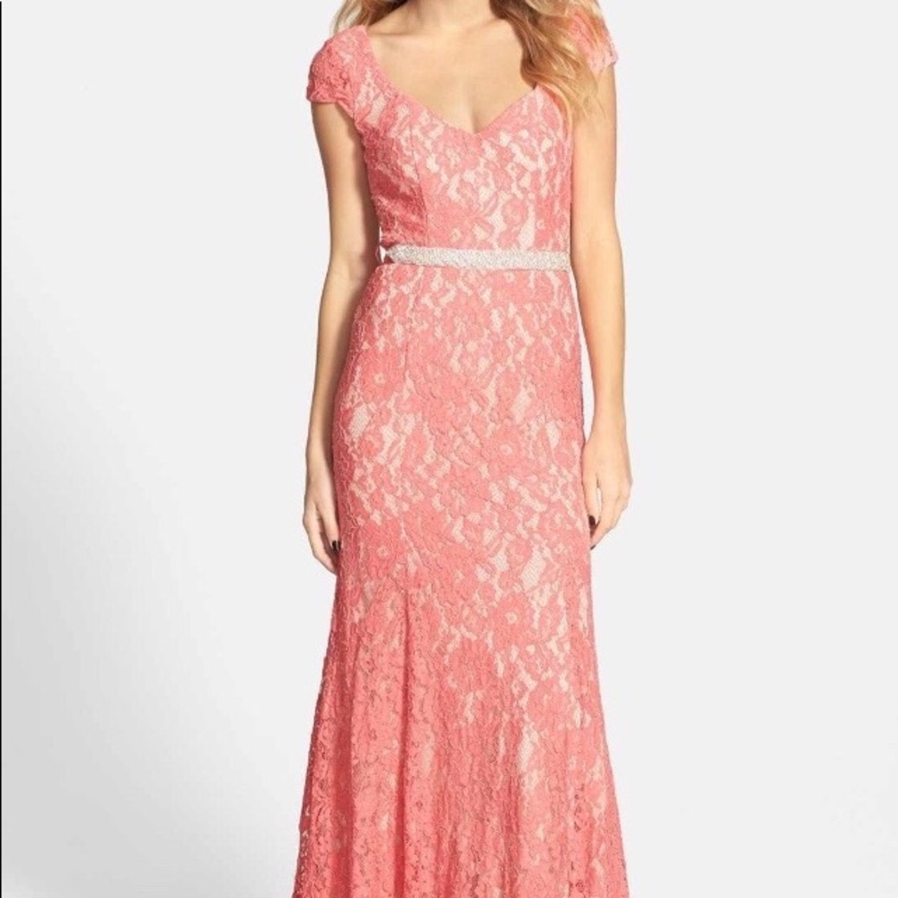 Beautiful Lace Prom Dress with Open Back